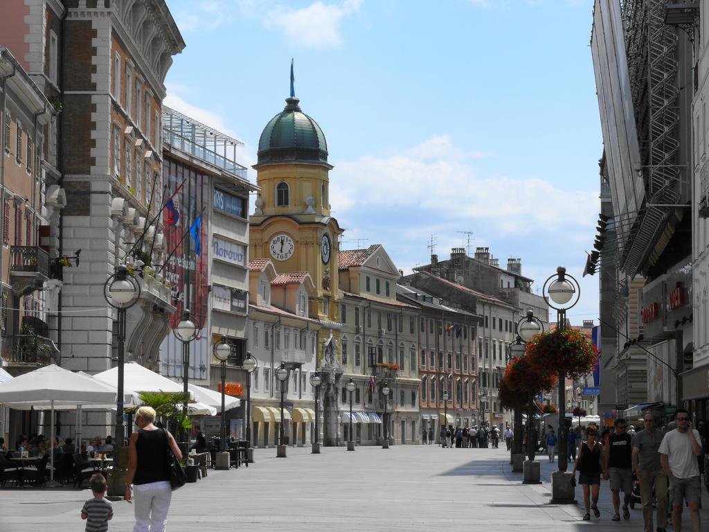 Meri Apartment Rijeka Eksteriør billede